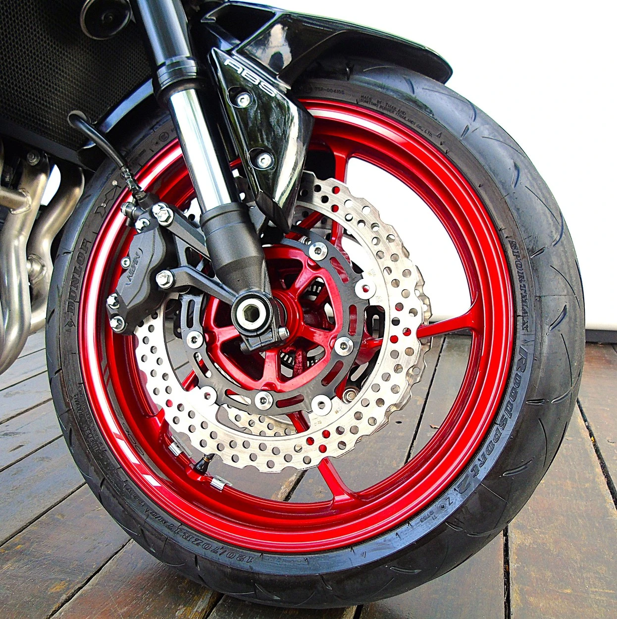 KAWASAKI Z900