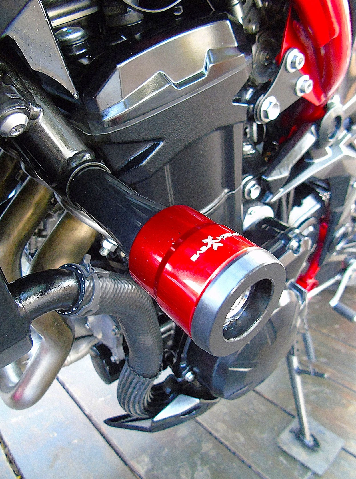 KAWASAKI Z900