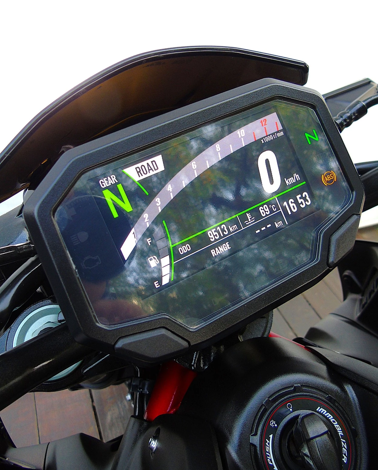 KAWASAKI Z900