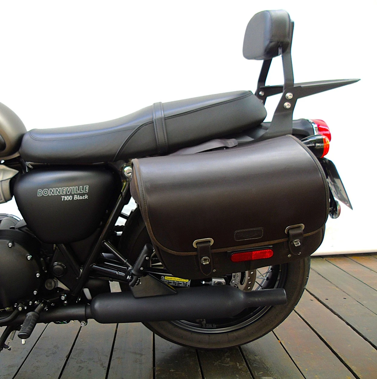 TRIUMPH BONNEVILLE T100 BLACK 900