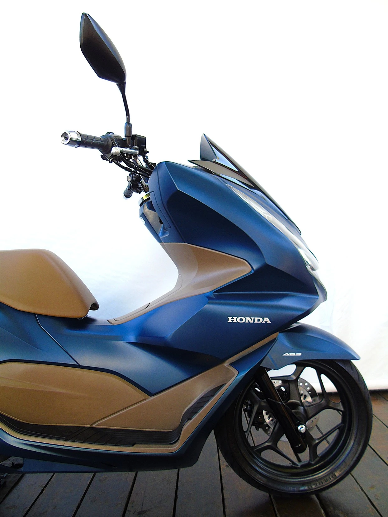 HONDA PCX DLX