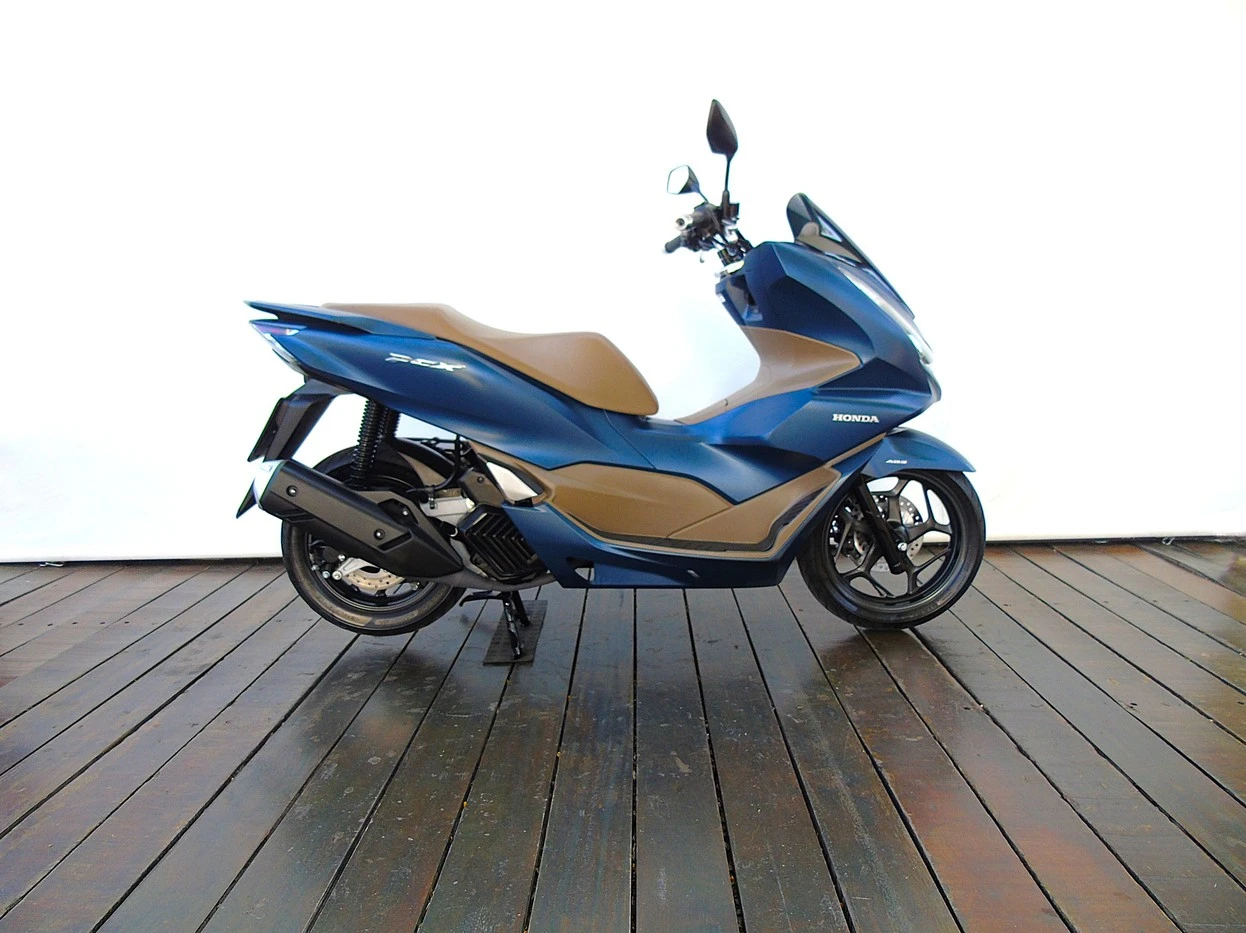 HONDA PCX DLX