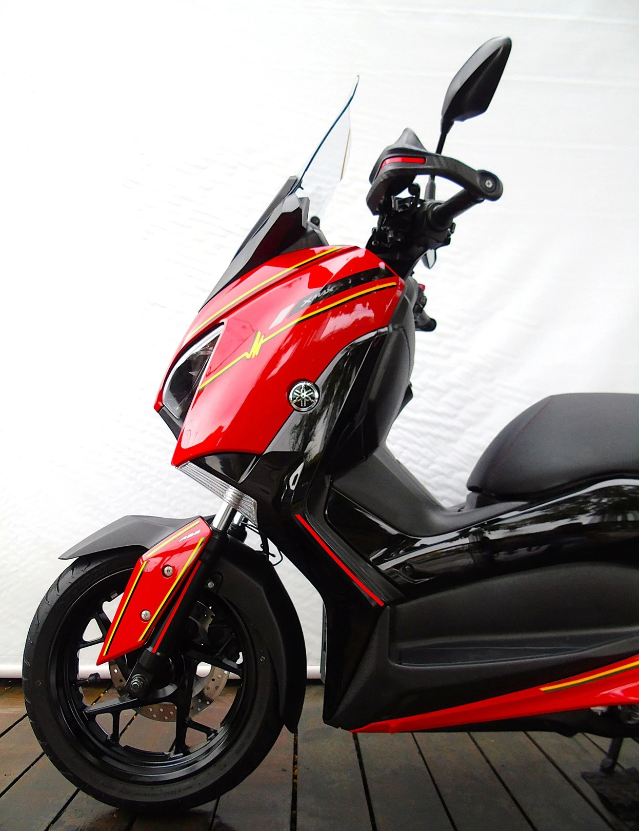 YAMAHA XMAX ABS