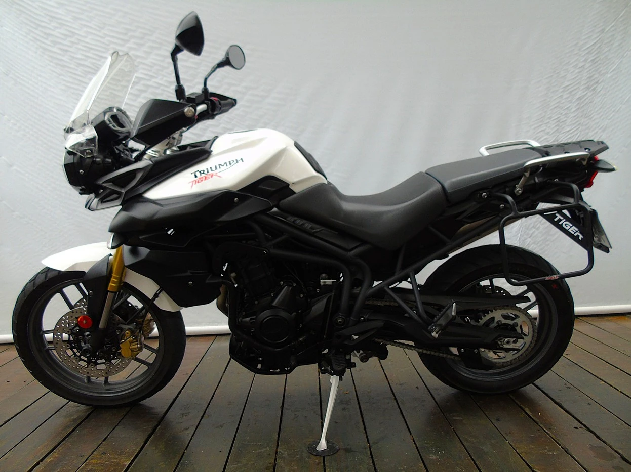 TRIUMPH TIGER 800 ABS