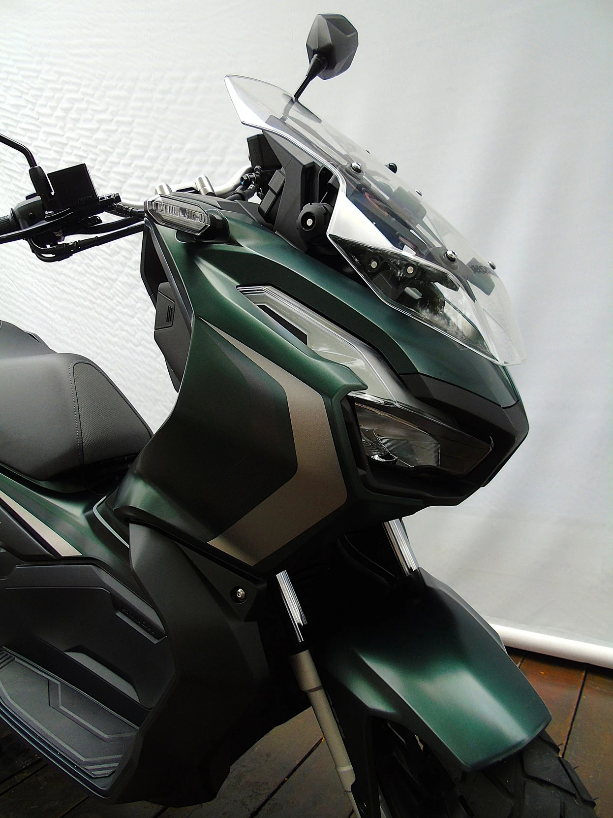 HONDA ADV