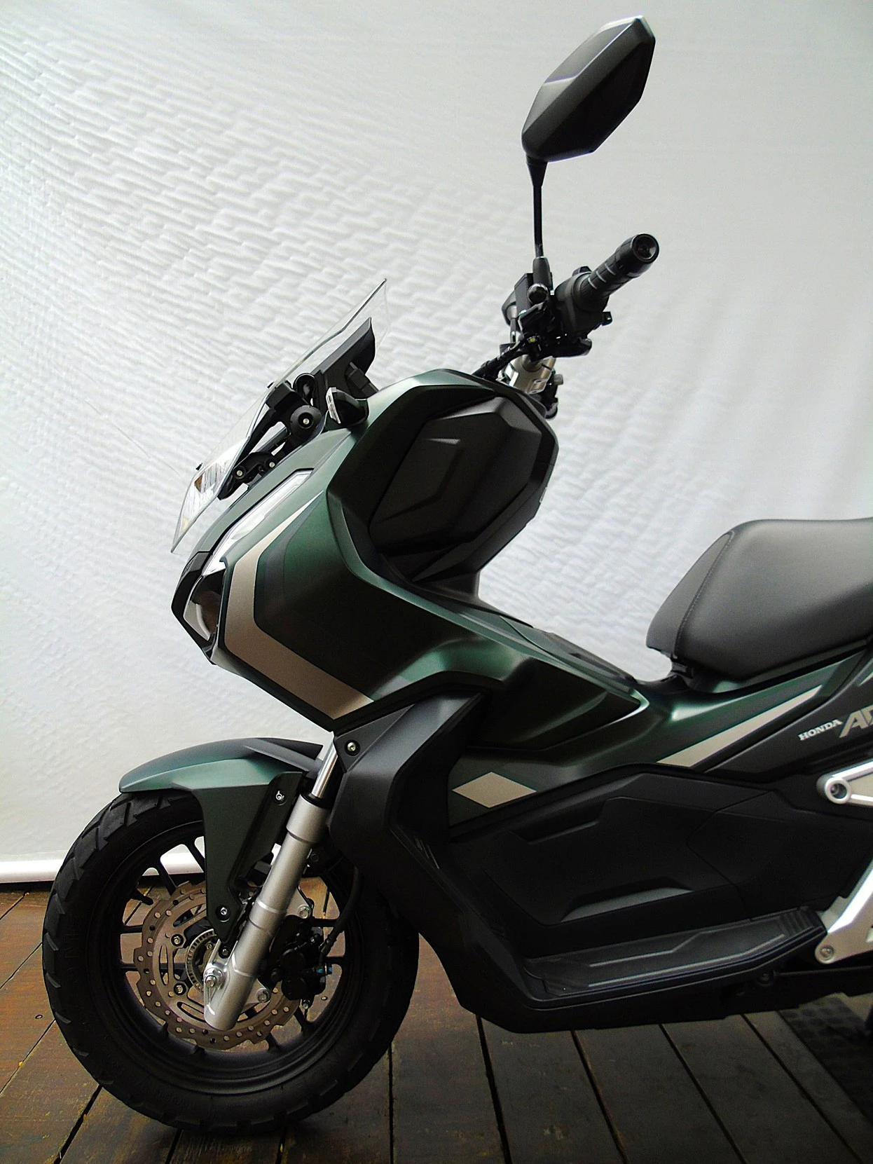 HONDA ADV