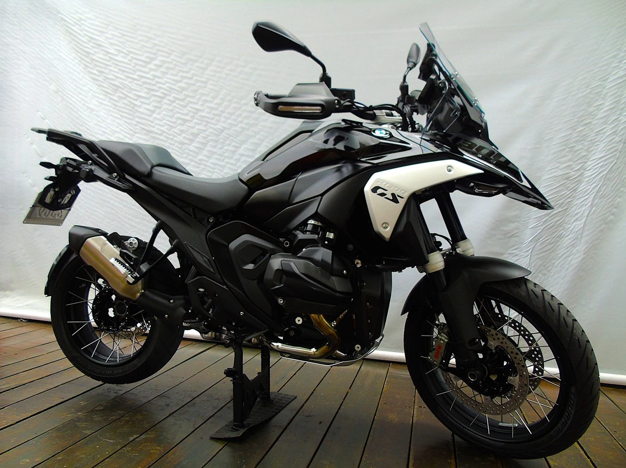 BMW R 1300 GS TRIPLE BLACK