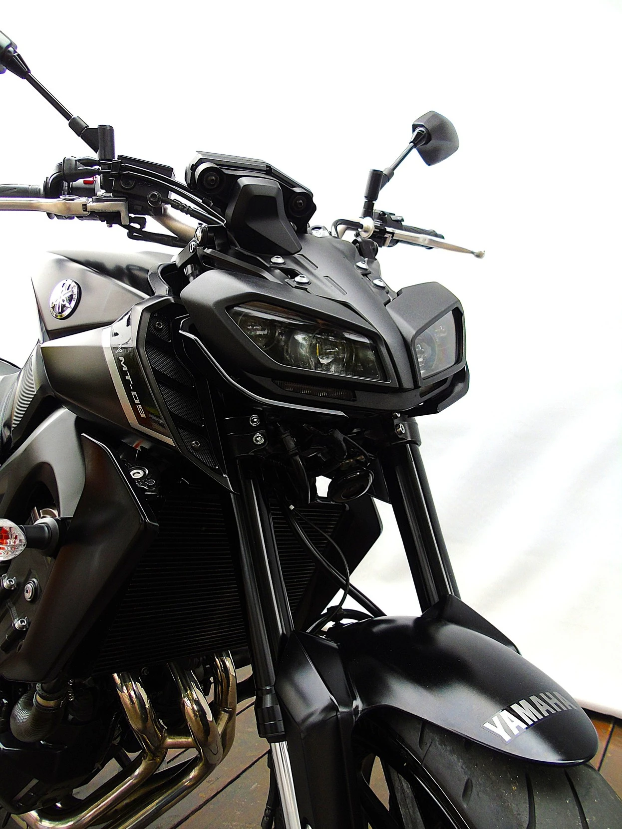 YAMAHA MT-09