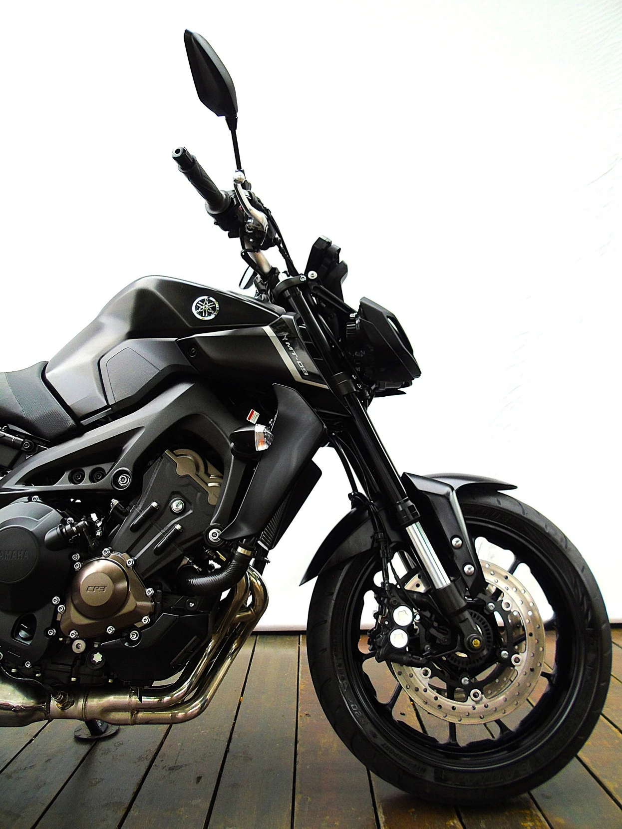 YAMAHA MT-09