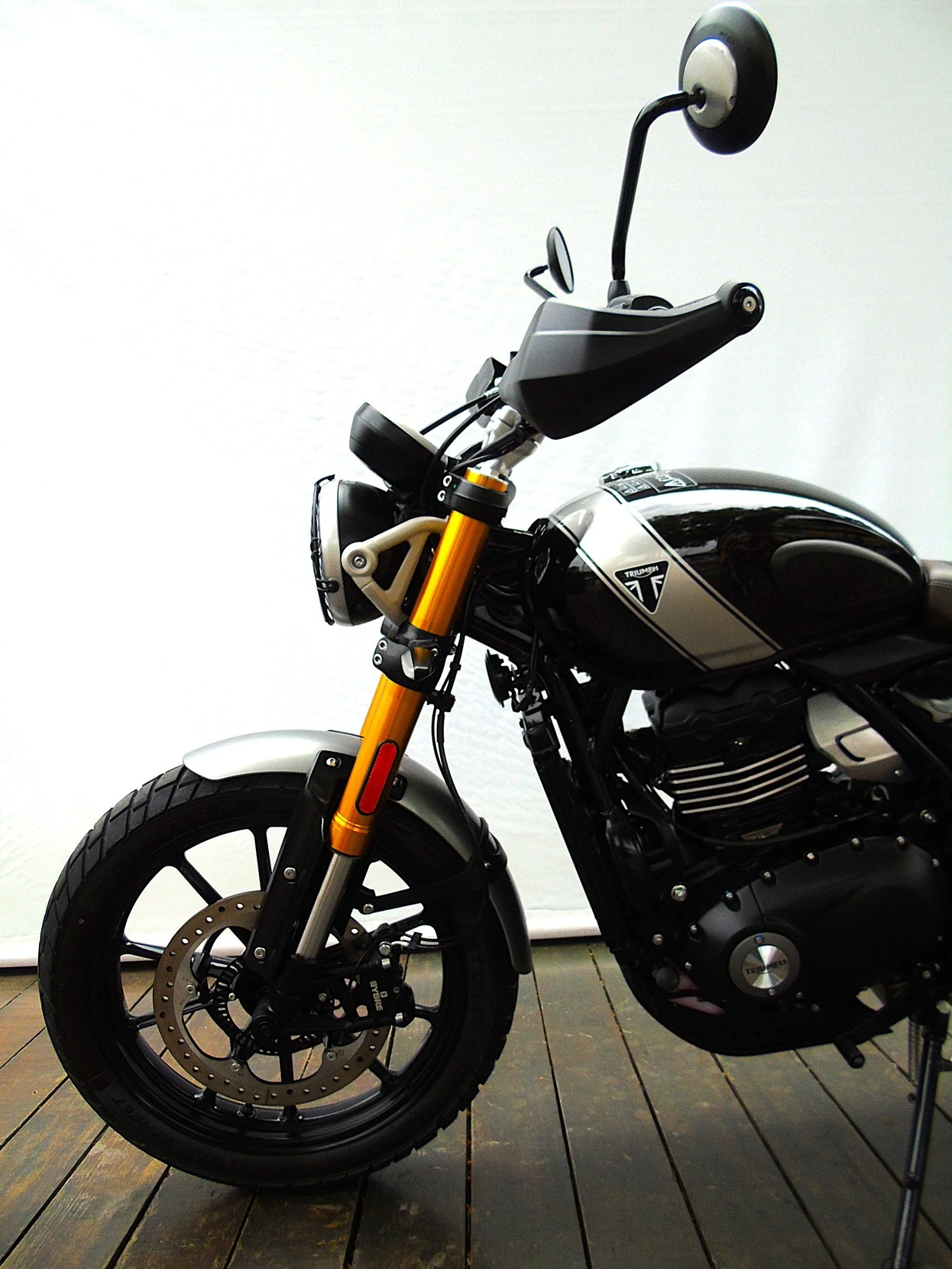 TRIUMPH SCRAMBLER