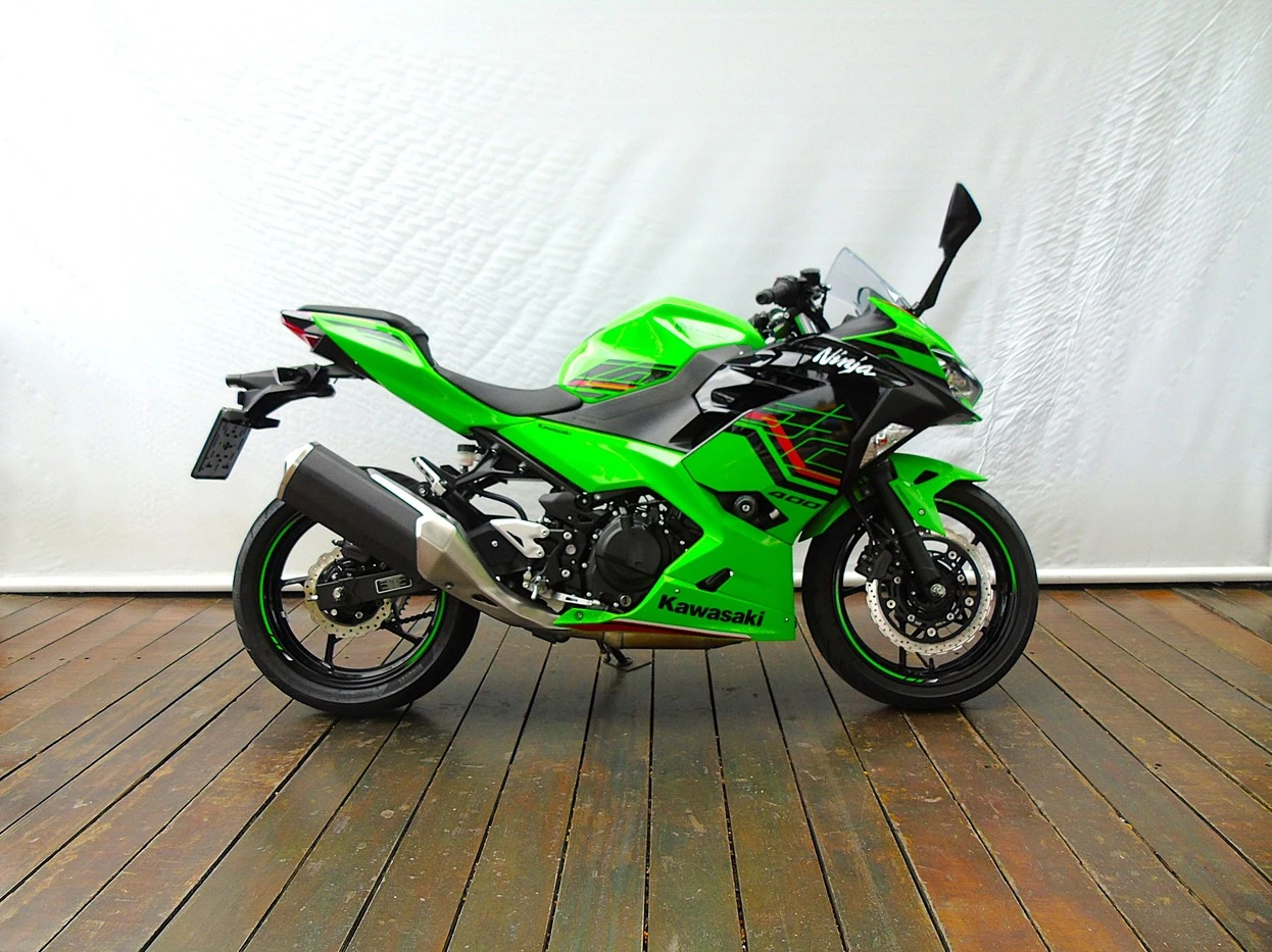 KAWASAKI NINJA 400