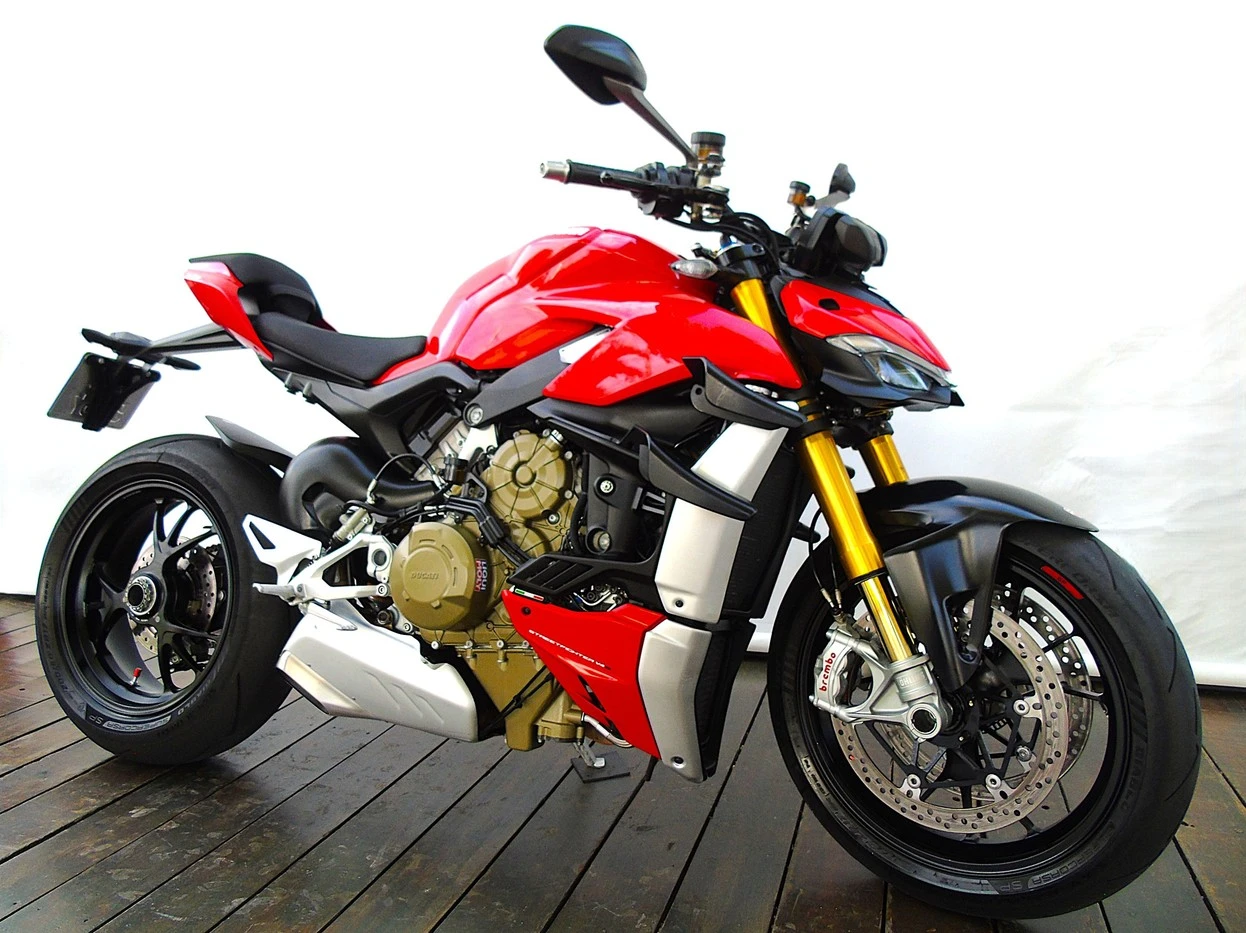 DUCATI STREETFIGHTER V4 S