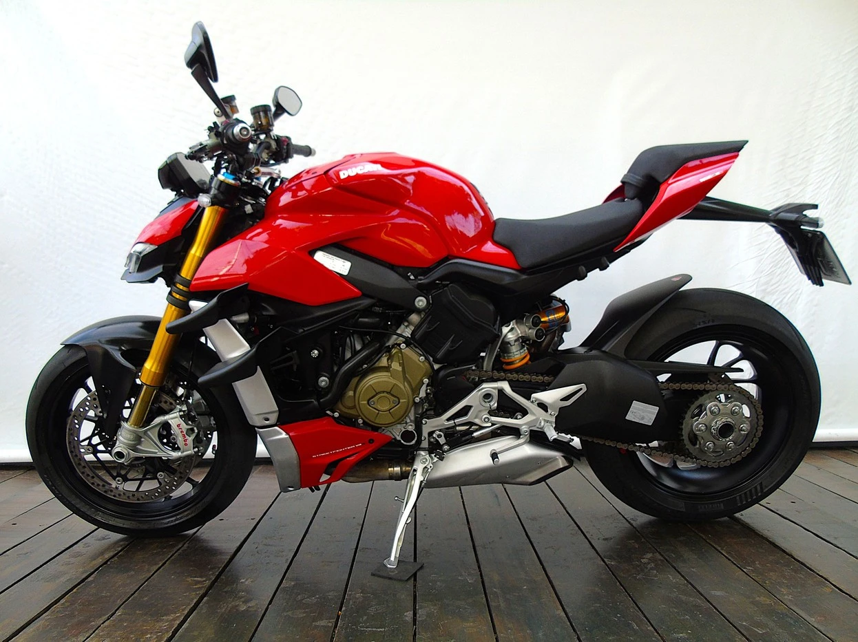 DUCATI STREETFIGHTER V4 S