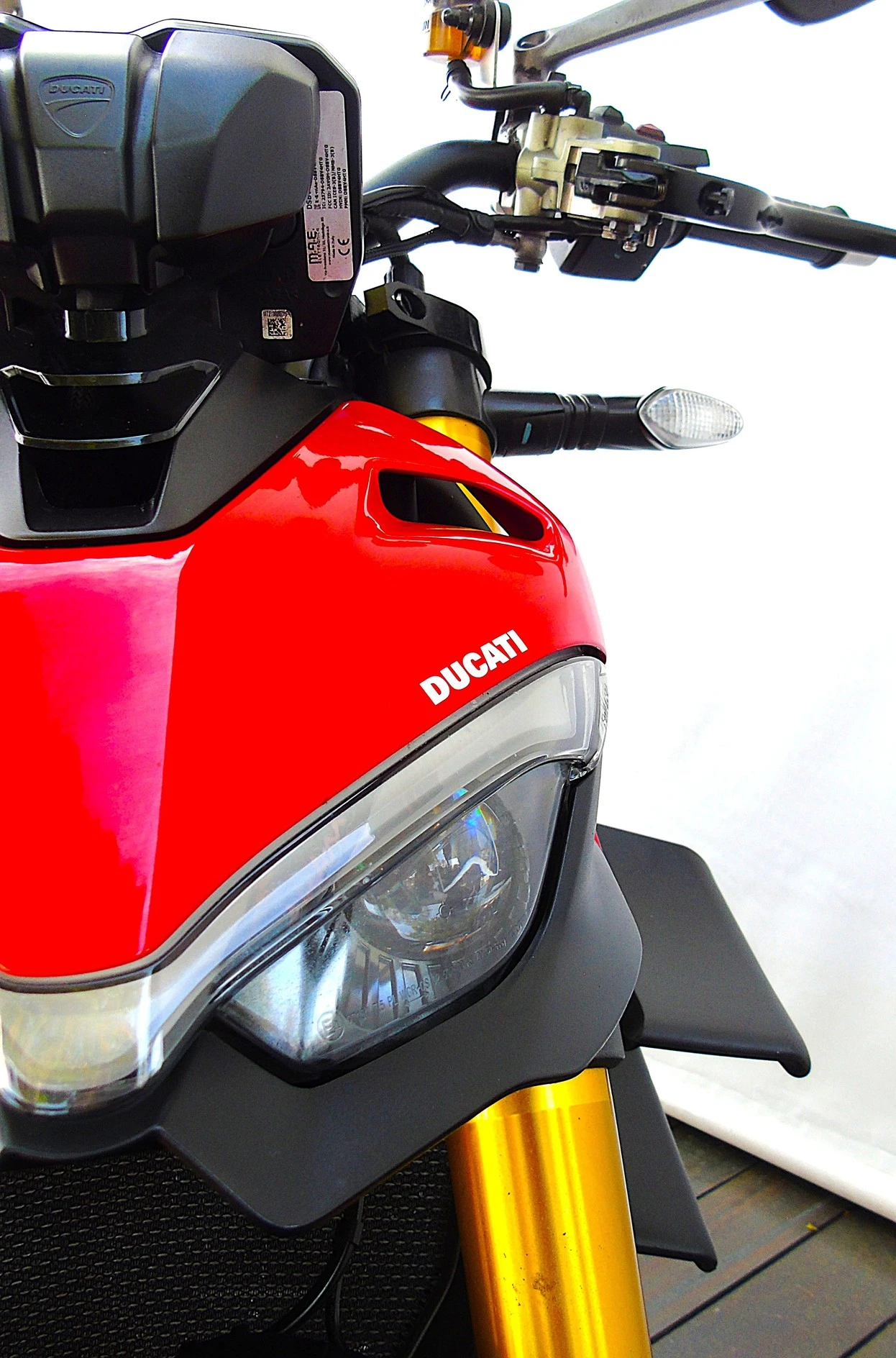 DUCATI STREETFIGHTER V4 S