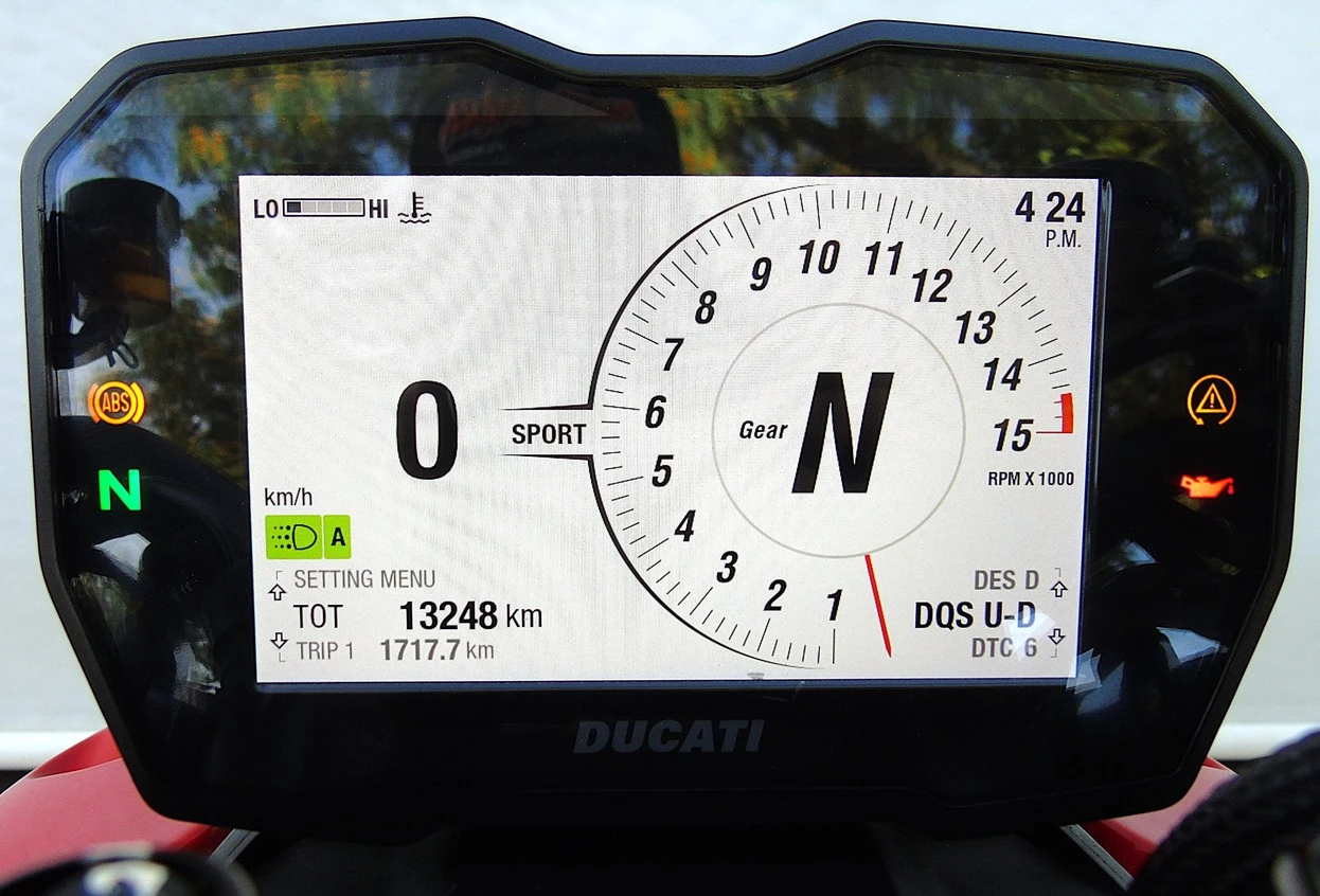 DUCATI STREETFIGHTER V4 S