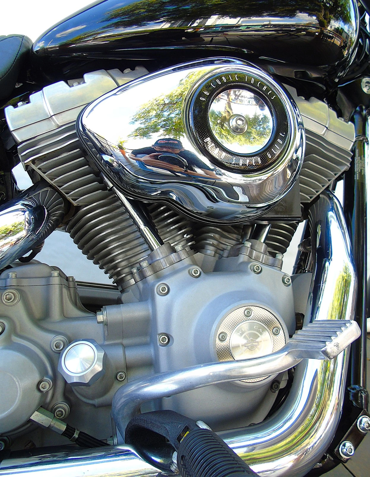 HARLEY-DAVIDSON DYNA SUPER GLIDE FXD