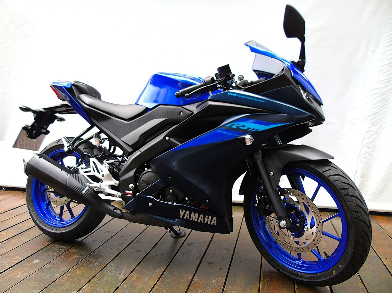 YAMAHA YZF R15