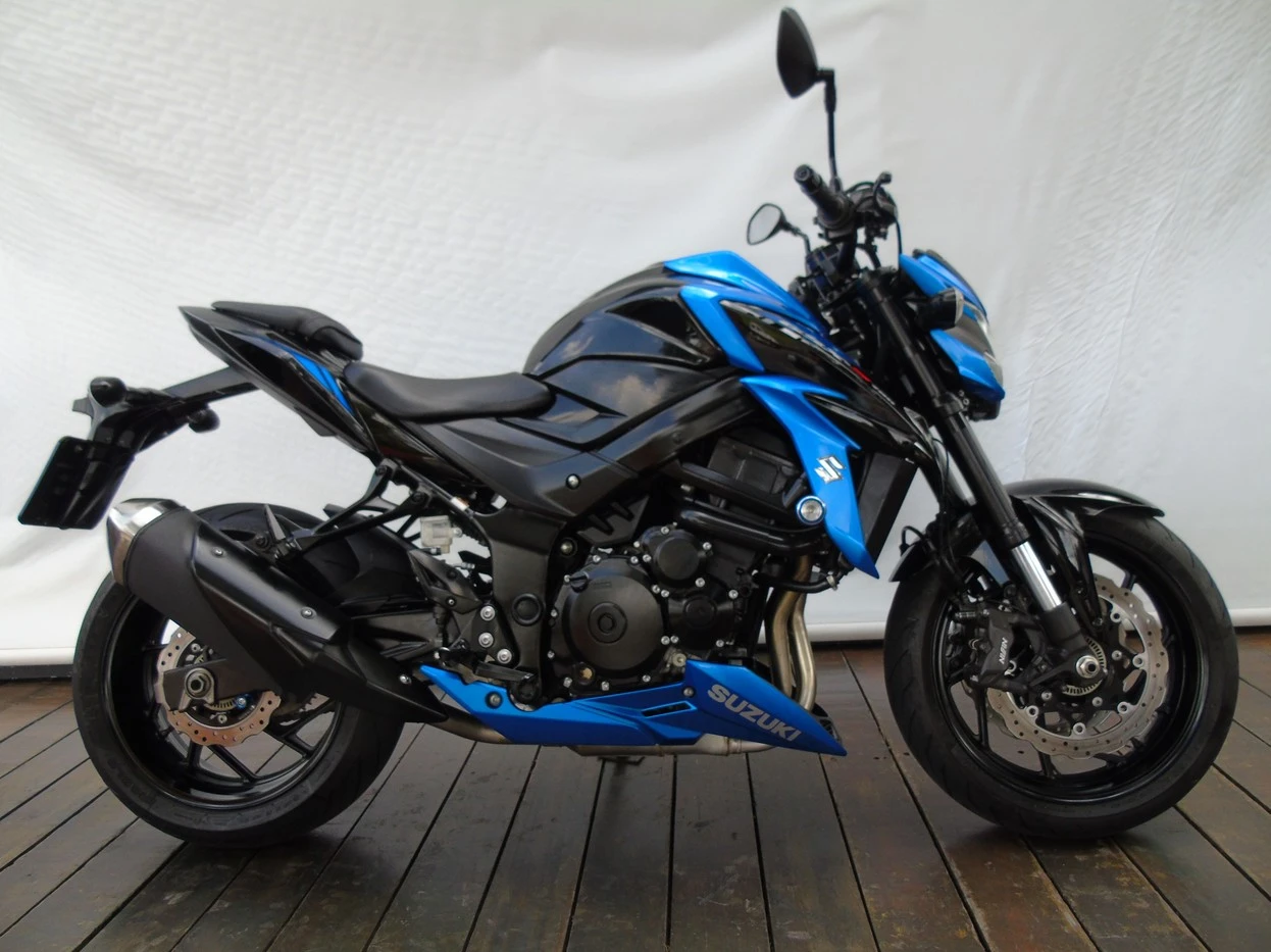 SUZUKI GSX S 750A