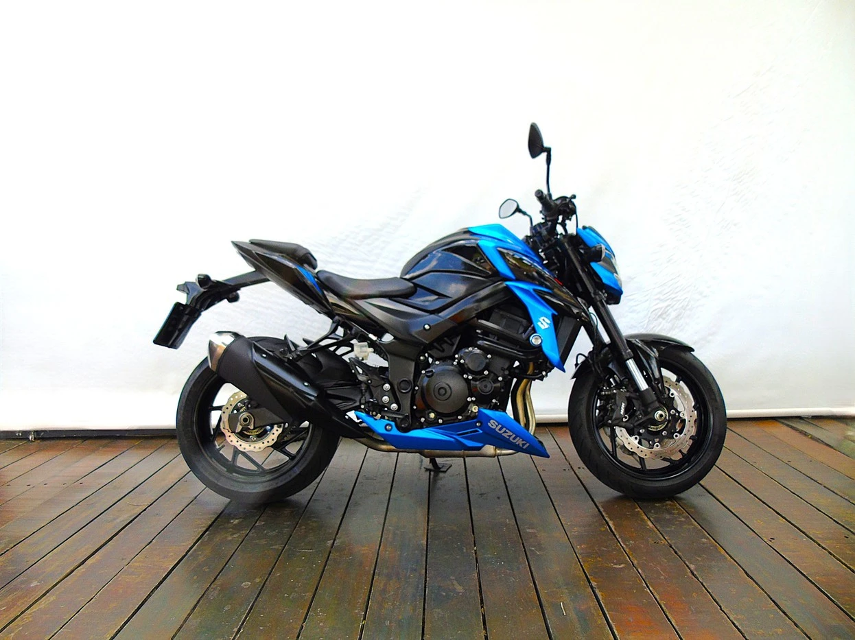 SUZUKI GSX S 750A