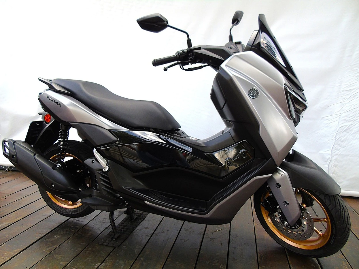 YAMAHA NMAX CONNECTED 160 ABS