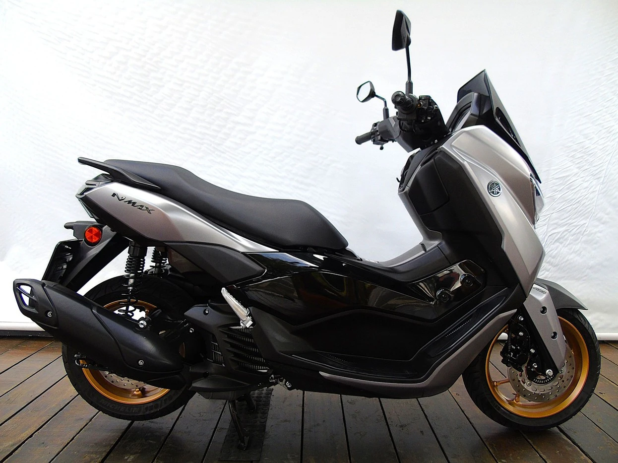 YAMAHA NMAX CONNECTED 160 ABS