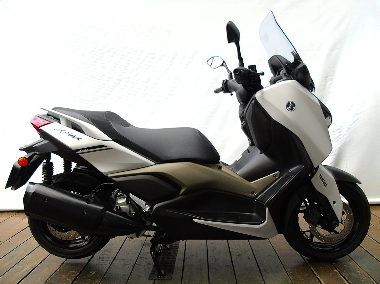 YAMAHA XMAX 250 CONNECTED ABS