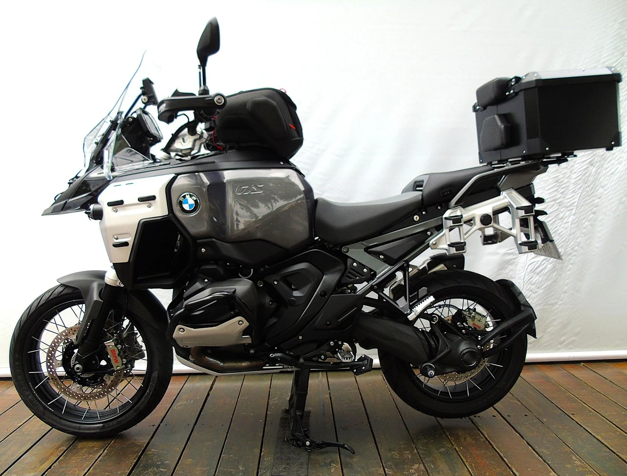 BMW R 1300 GS ADVENTURE TRIPLE BLACK