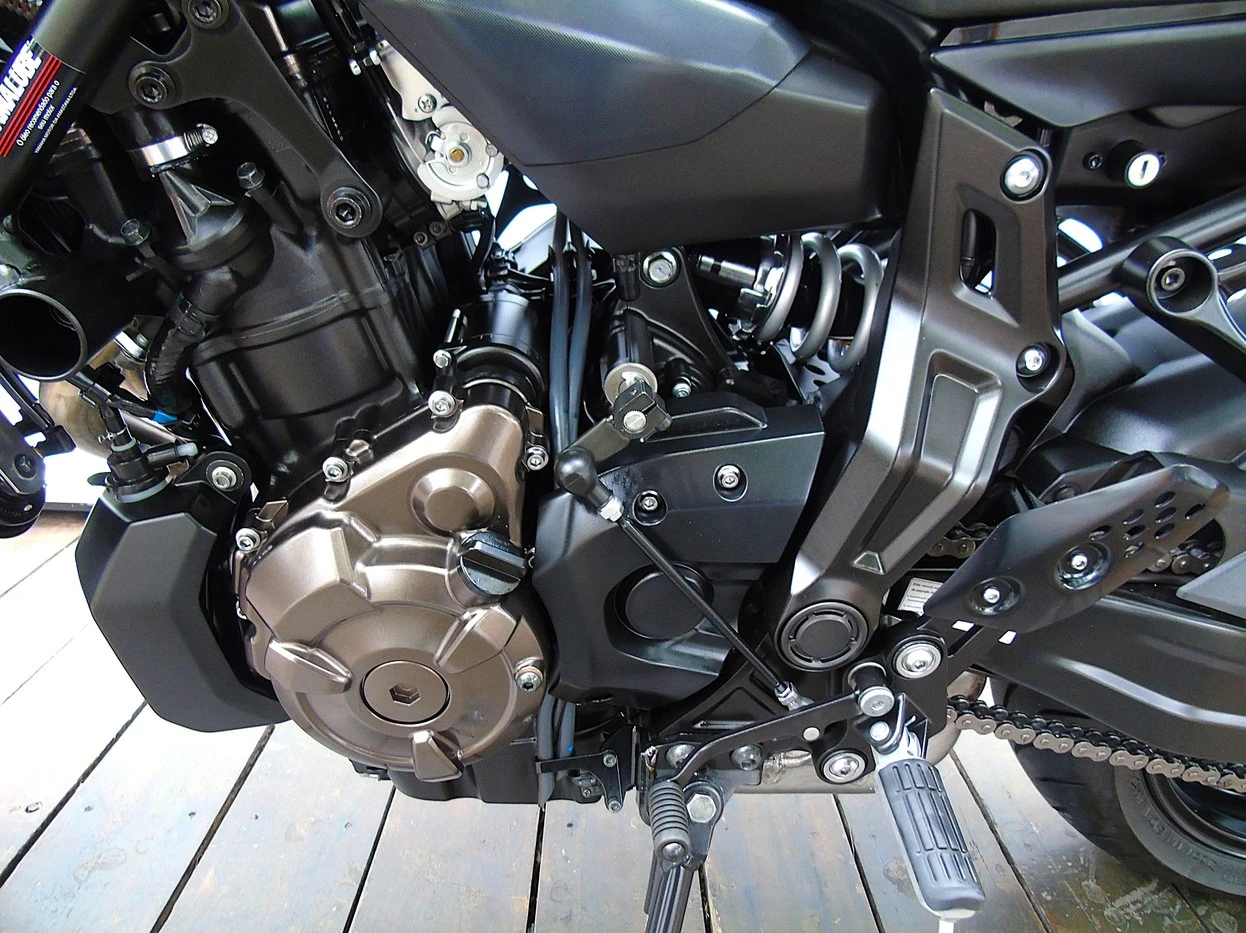 YAMAHA MT-07 ABS