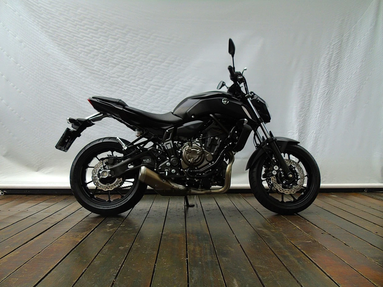 YAMAHA MT-07 ABS