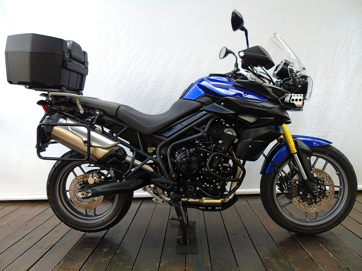 TRIUMPH TIGER 800 ABS
