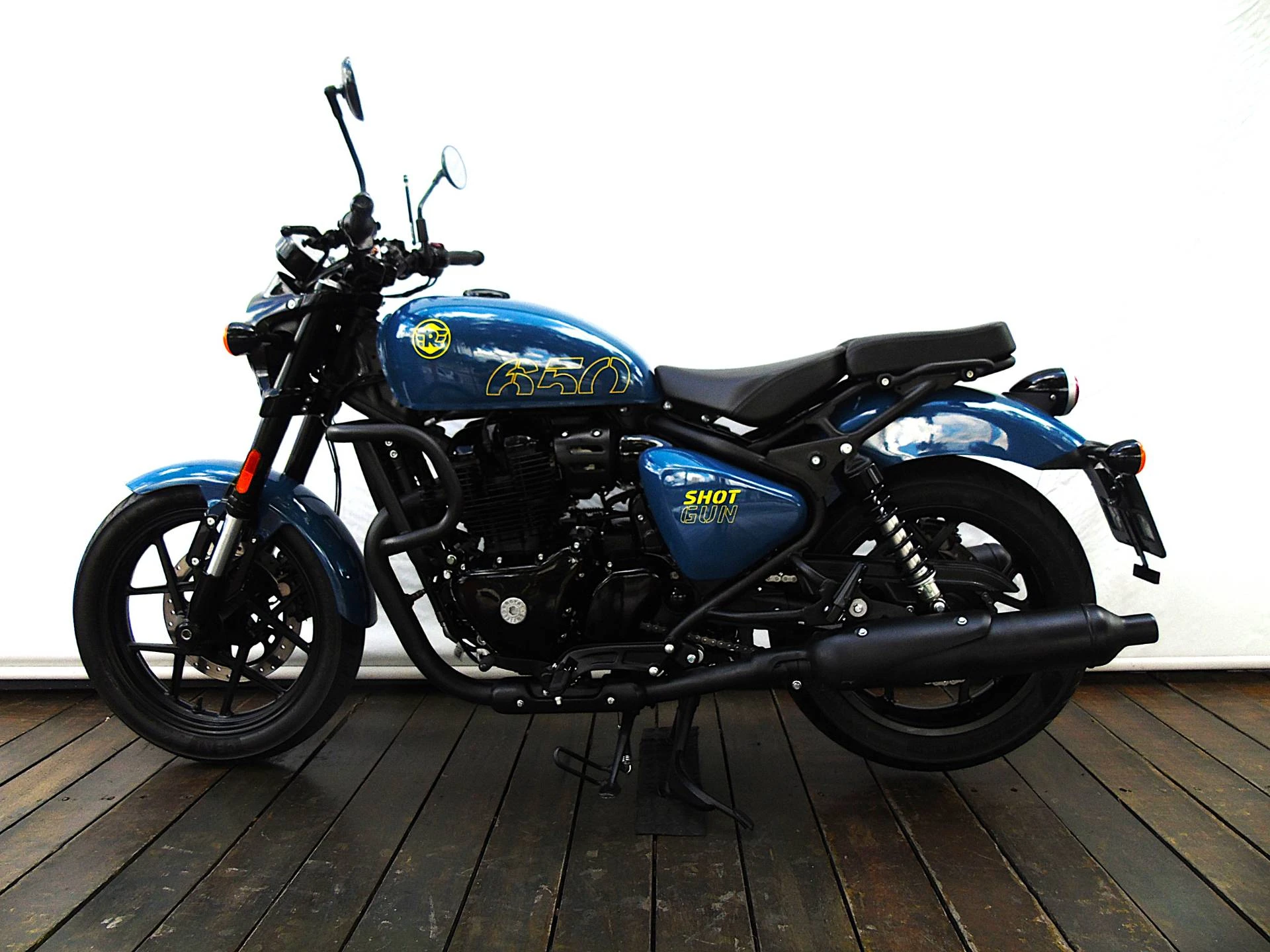 ROYAL ENFIELD SHOTGUN 650 STENCIL WHITE