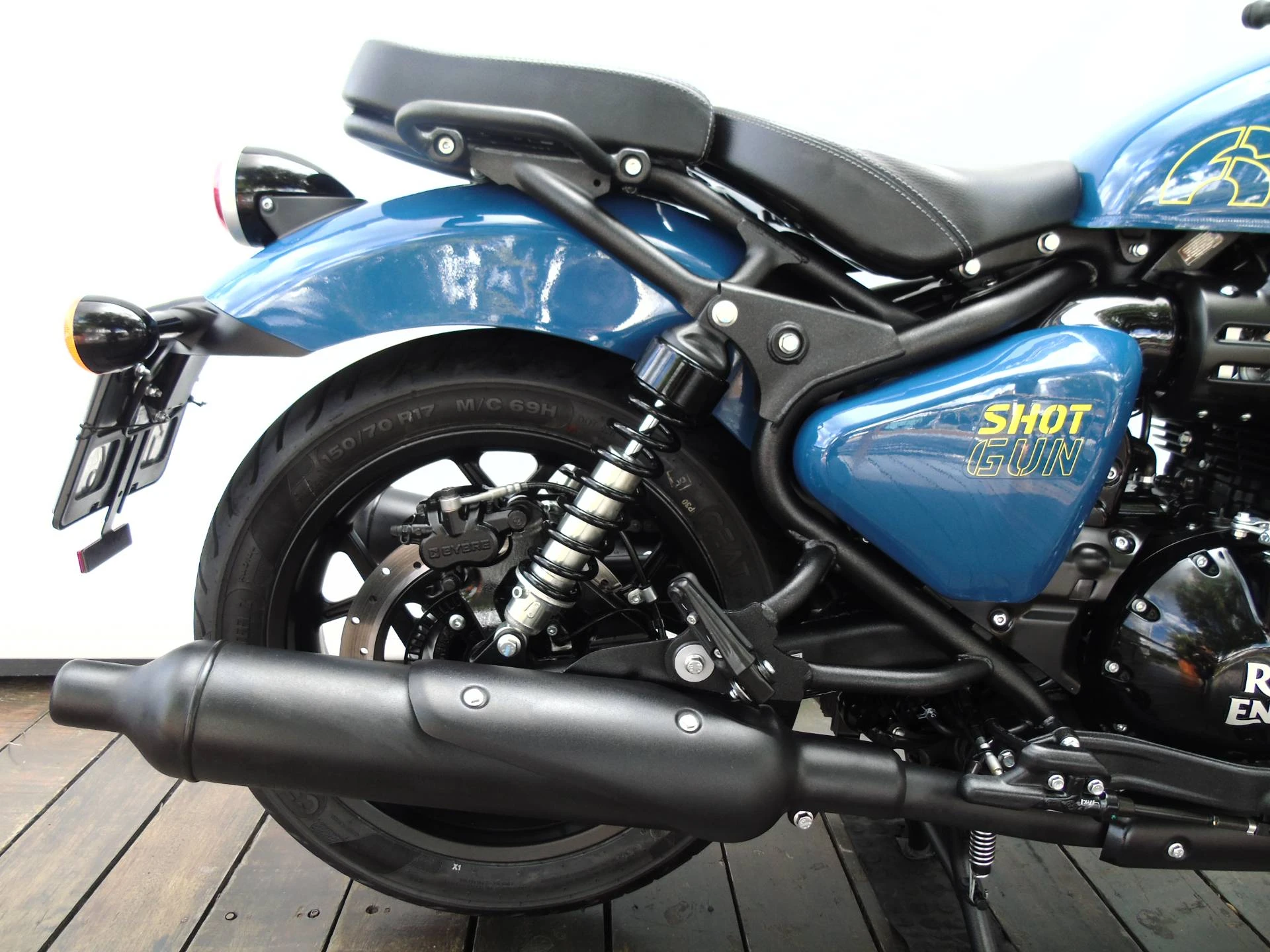 ROYAL ENFIELD SHOTGUN 650 STENCIL WHITE