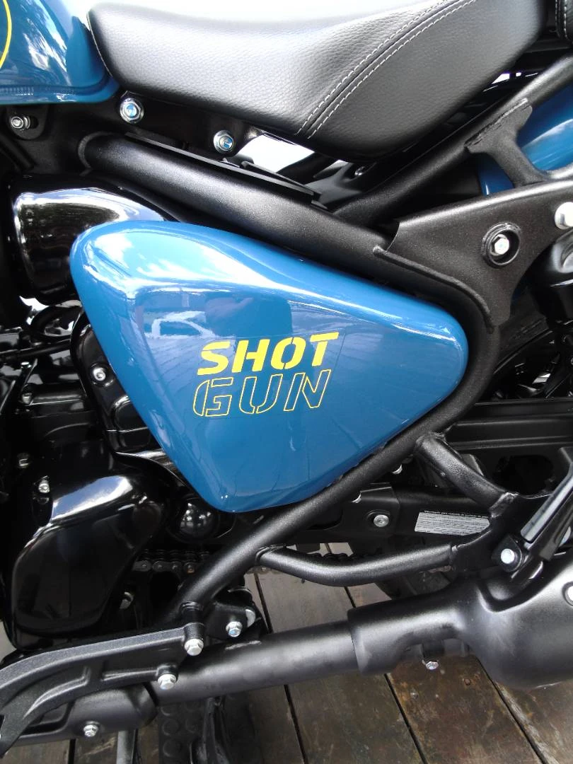 ROYAL ENFIELD SHOTGUN 650 STENCIL WHITE