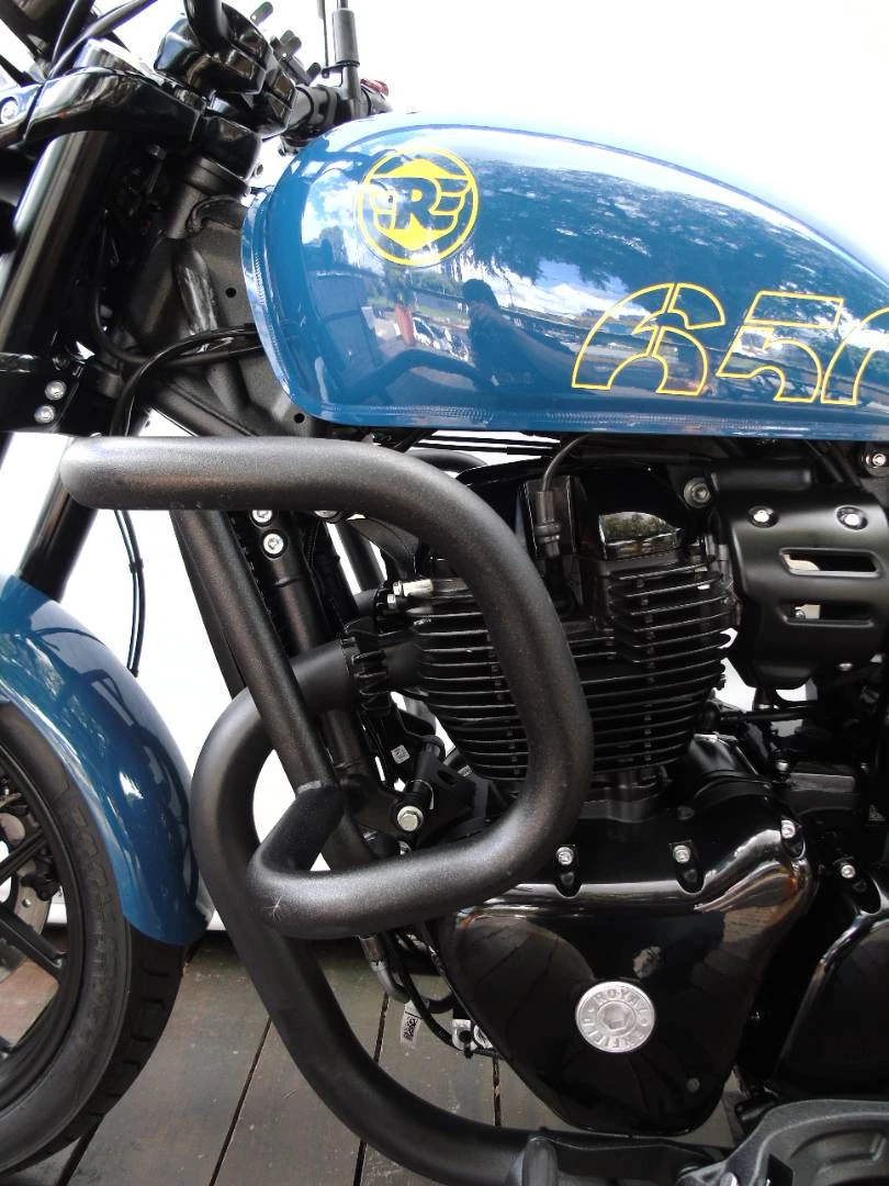 ROYAL ENFIELD SHOTGUN 650 STENCIL WHITE