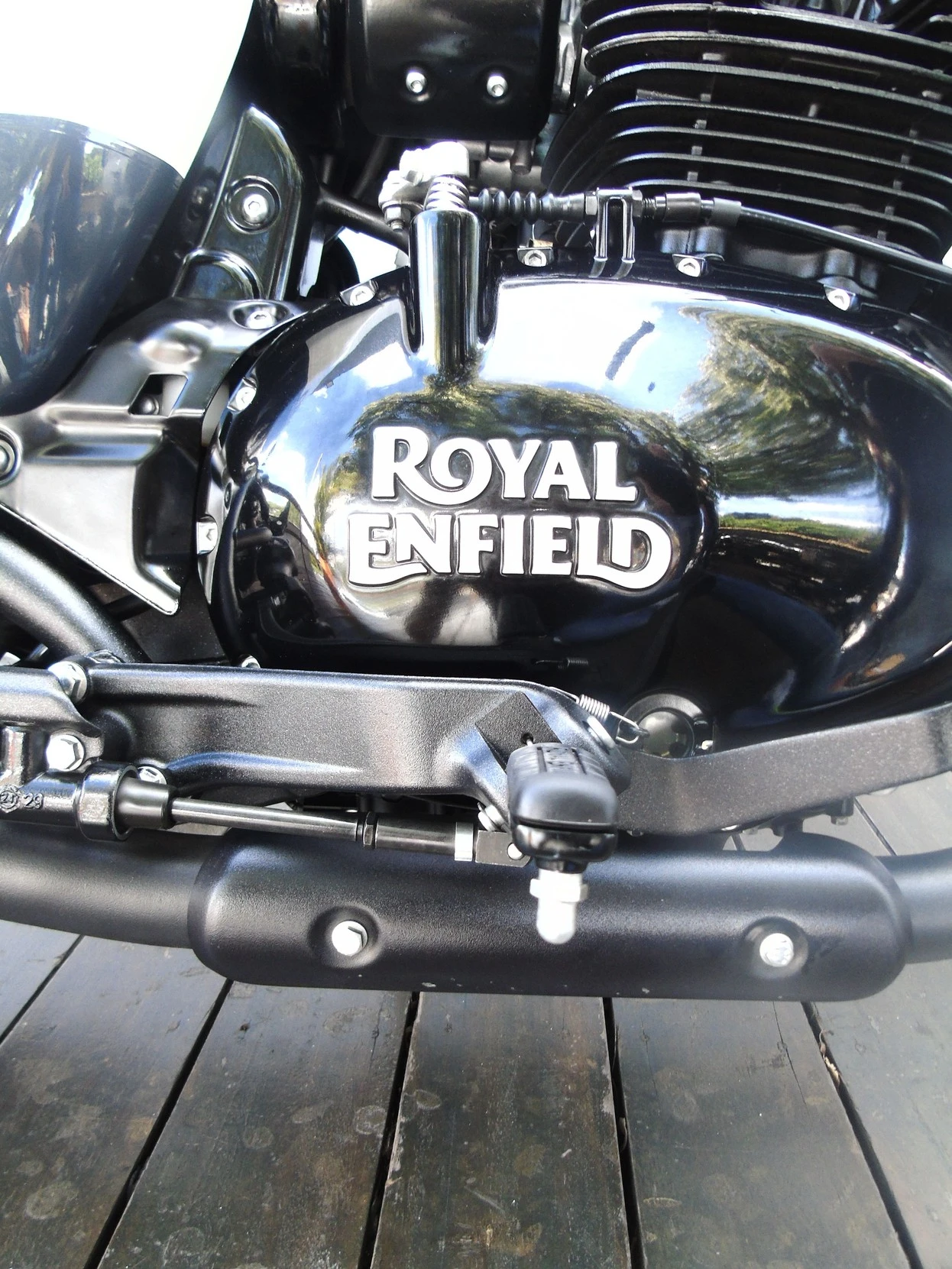 ROYAL ENFIELD SHOTGUN 650 STENCIL WHITE