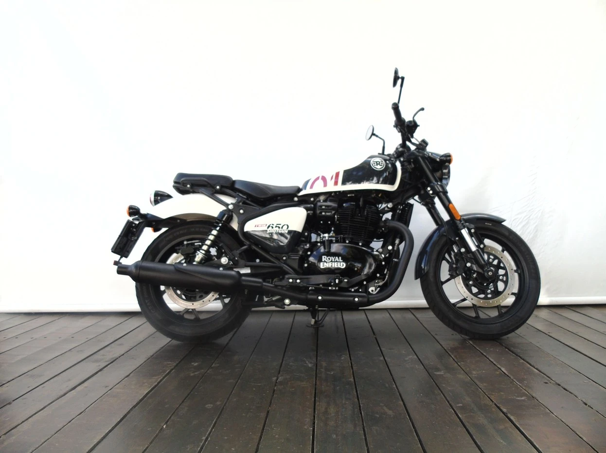 ROYAL ENFIELD SHOTGUN 650 STENCIL WHITE