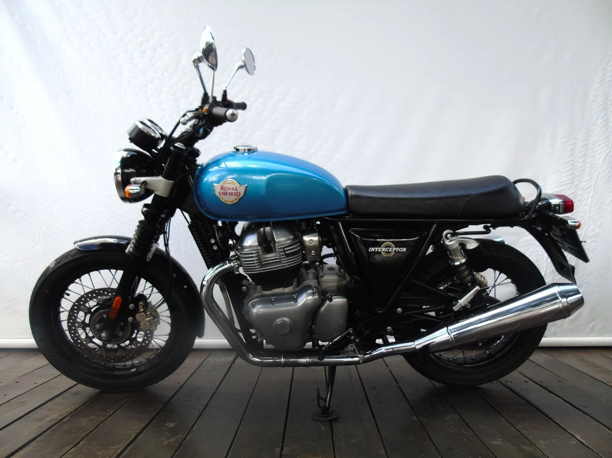 ROYAL ENFIELD INTERCEPTOR 