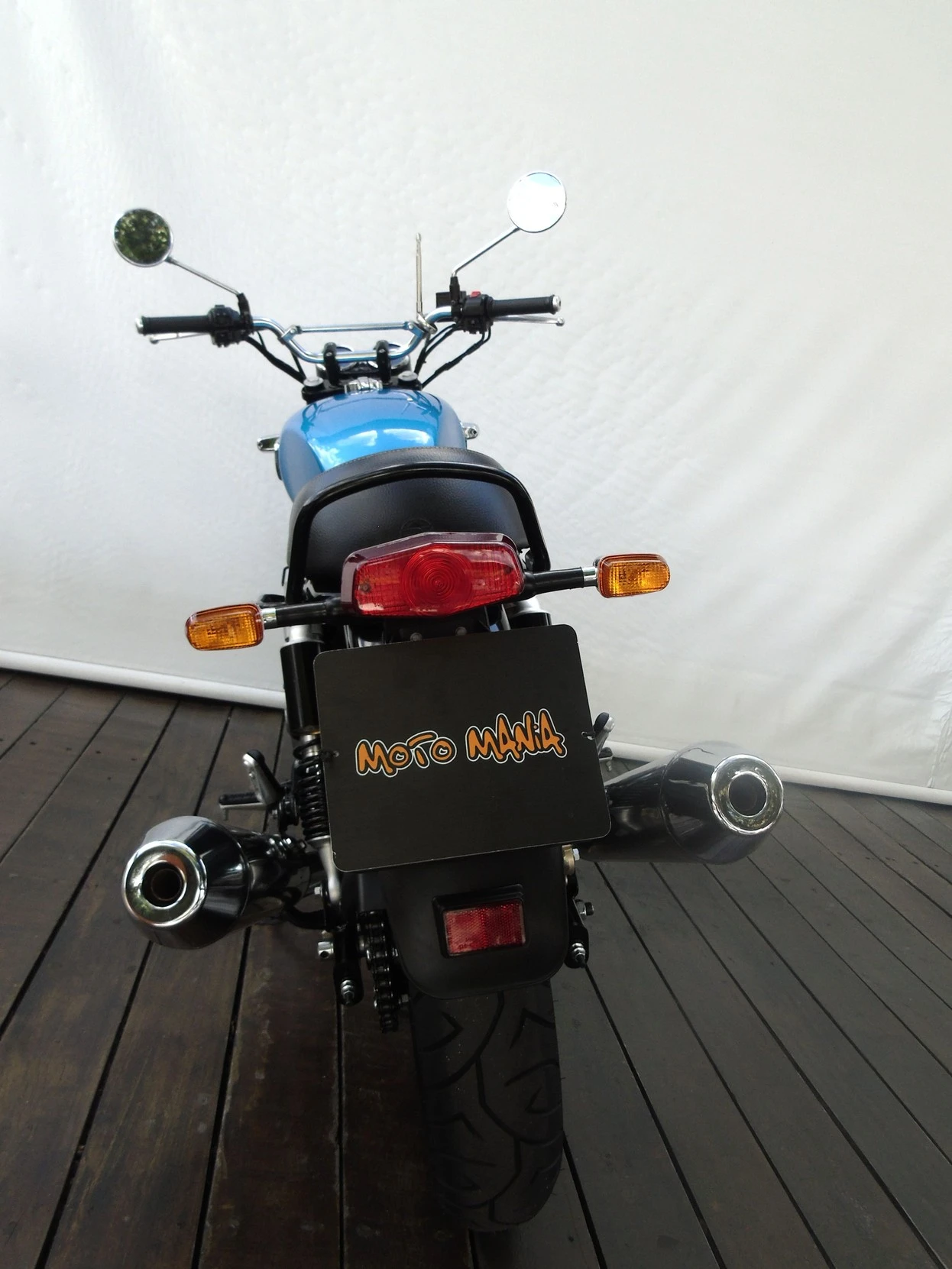 ROYAL ENFIELD INTERCEPTOR 