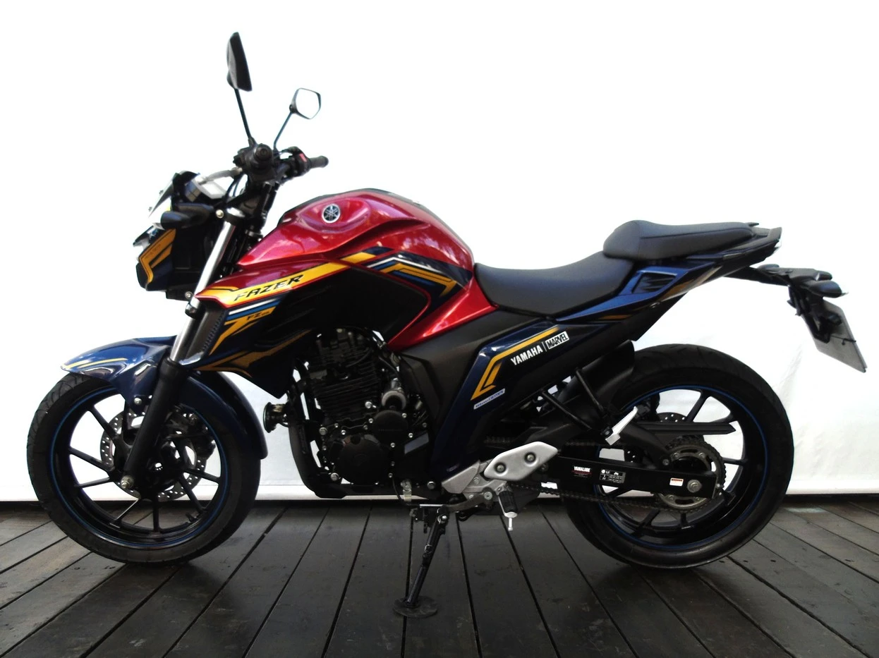 YAMAHA FZ25 FAZER ABS