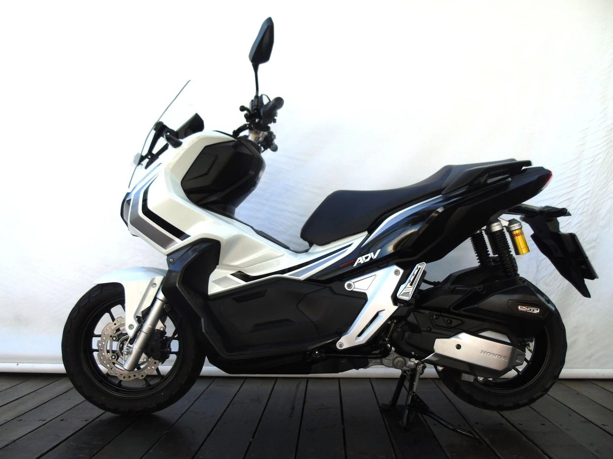 HONDA ADV 150