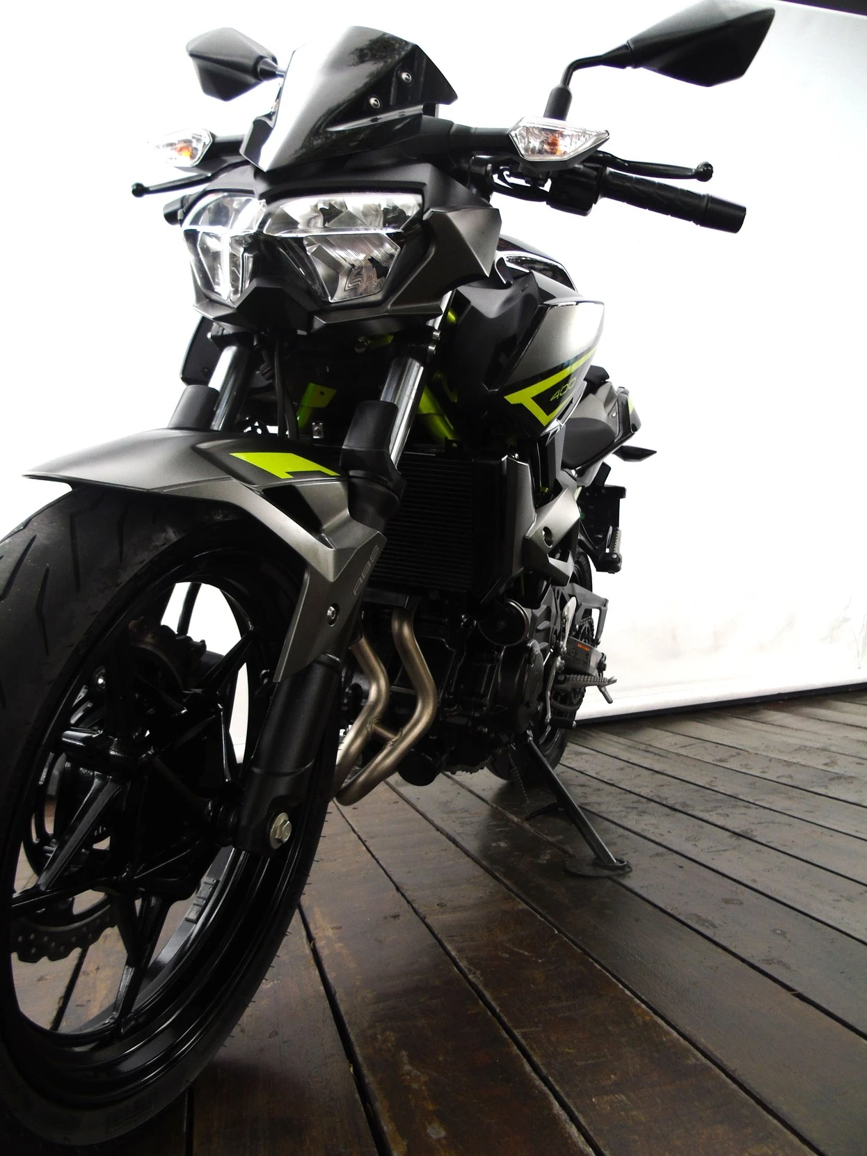 KAWASAKI Z400