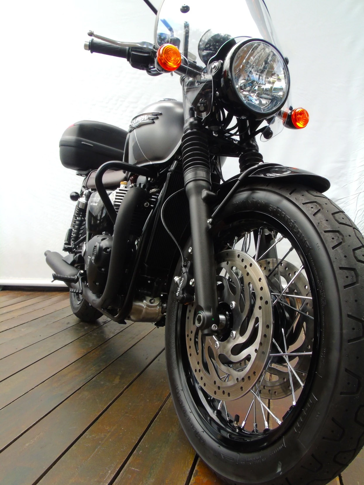 TRIUMPH BONNEVILLE T120 BLACK 1200
