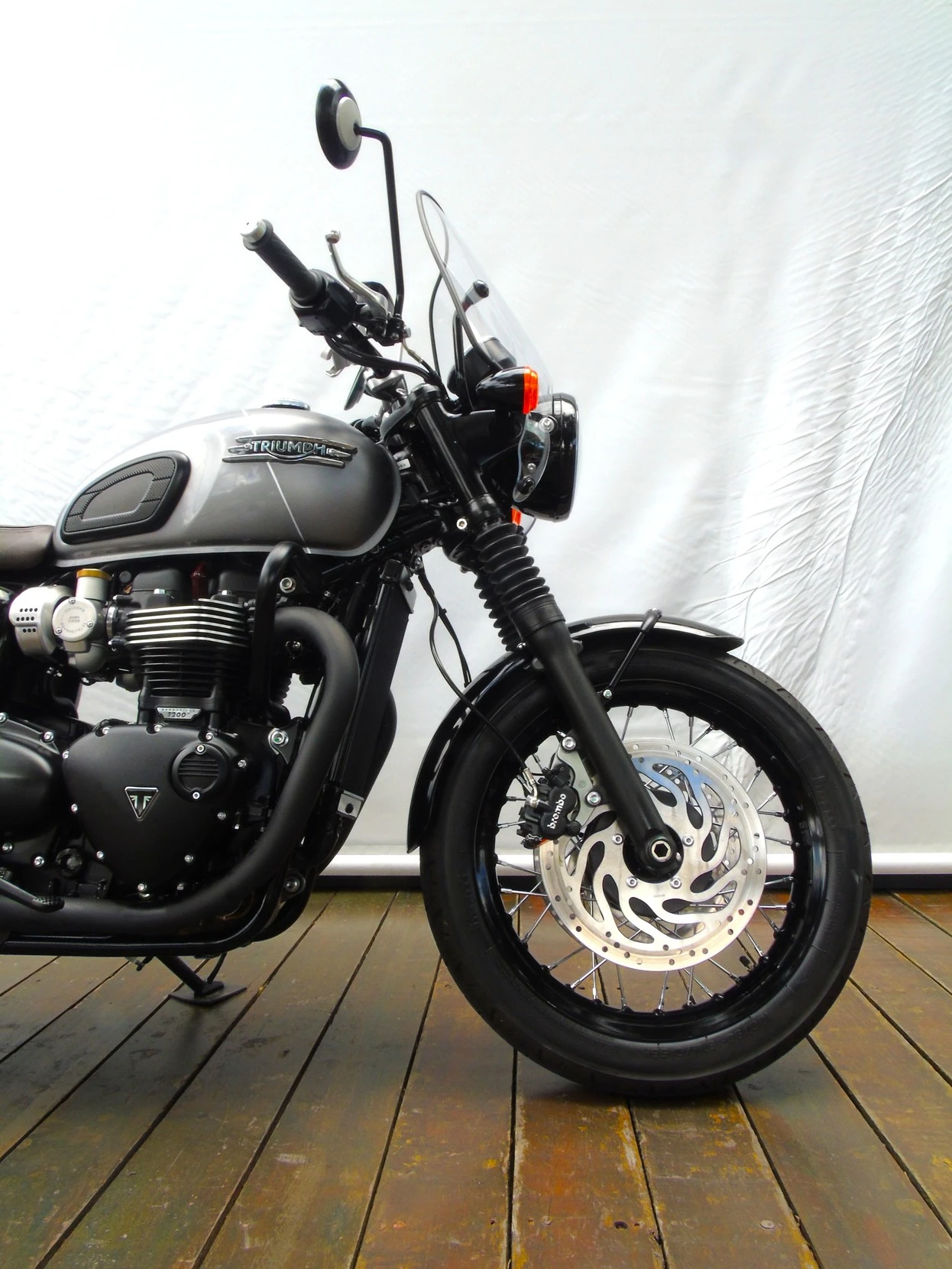 TRIUMPH BONNEVILLE T120 BLACK 1200