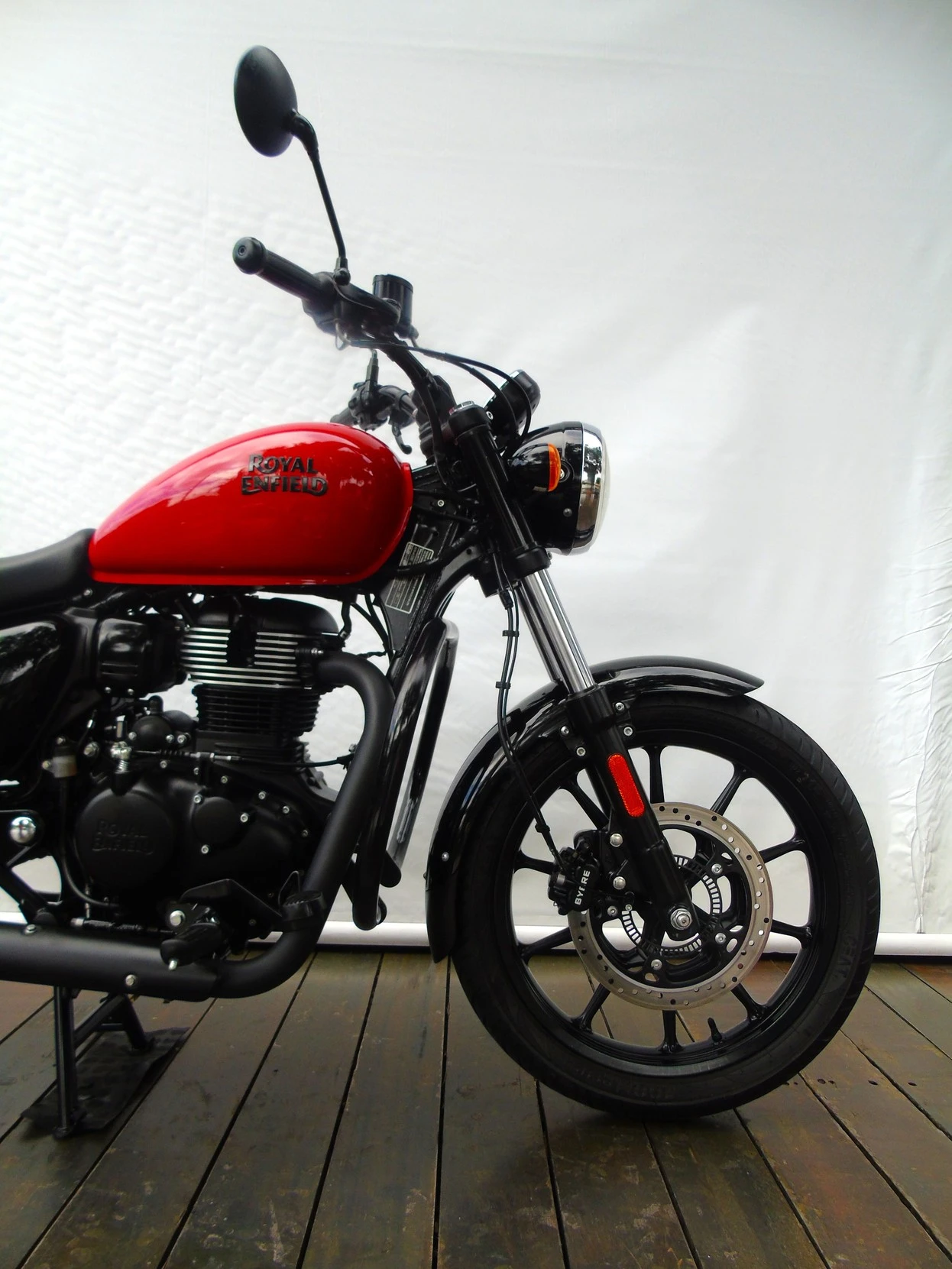 ROYAL ENFIELD METEOR 350 FIREBALL