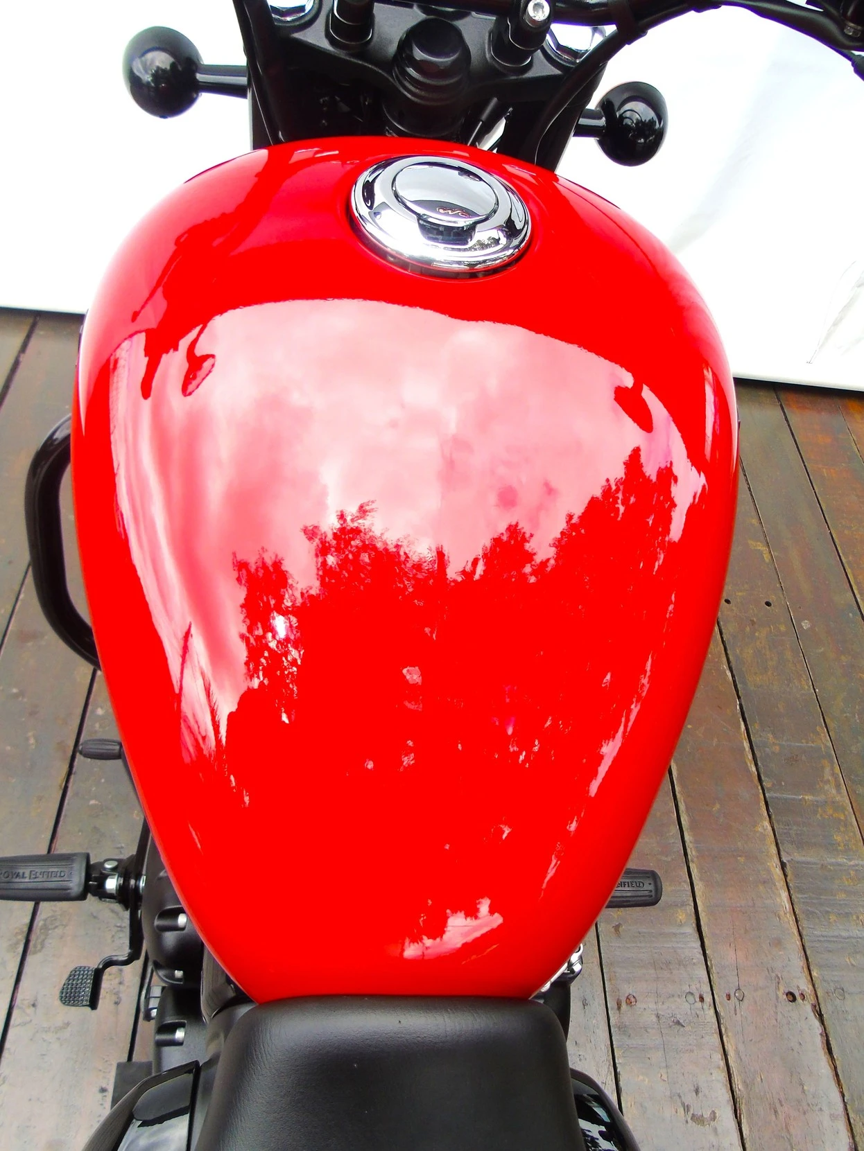 ROYAL ENFIELD METEOR 350 FIREBALL