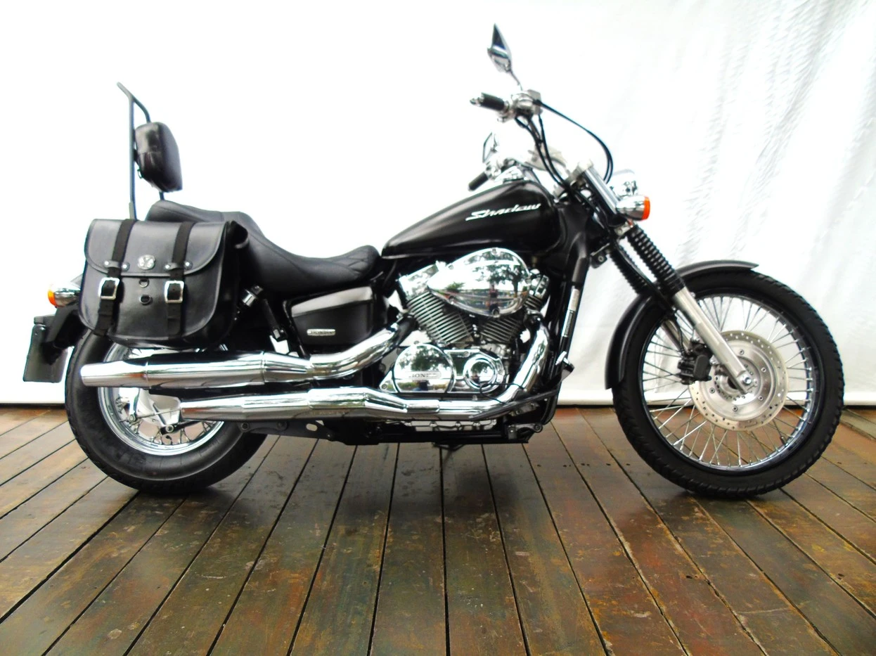 HONDA SHADOW 750