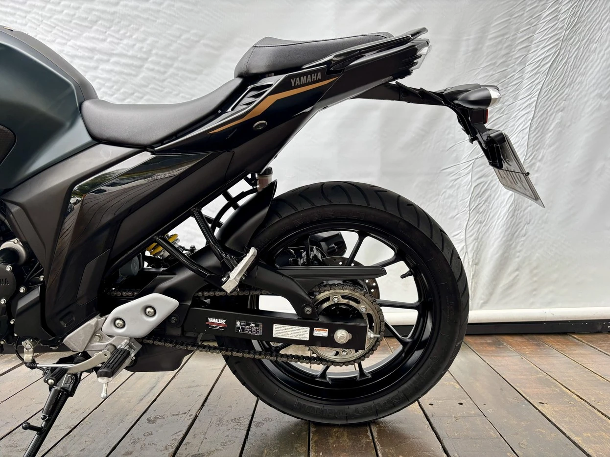 YAMAHA FZ25 FAZER ABS
