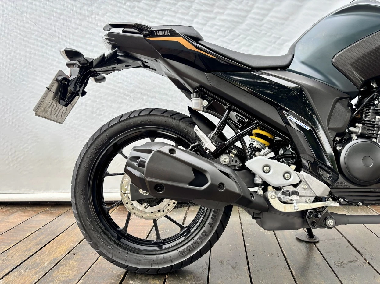 YAMAHA FZ25 FAZER ABS