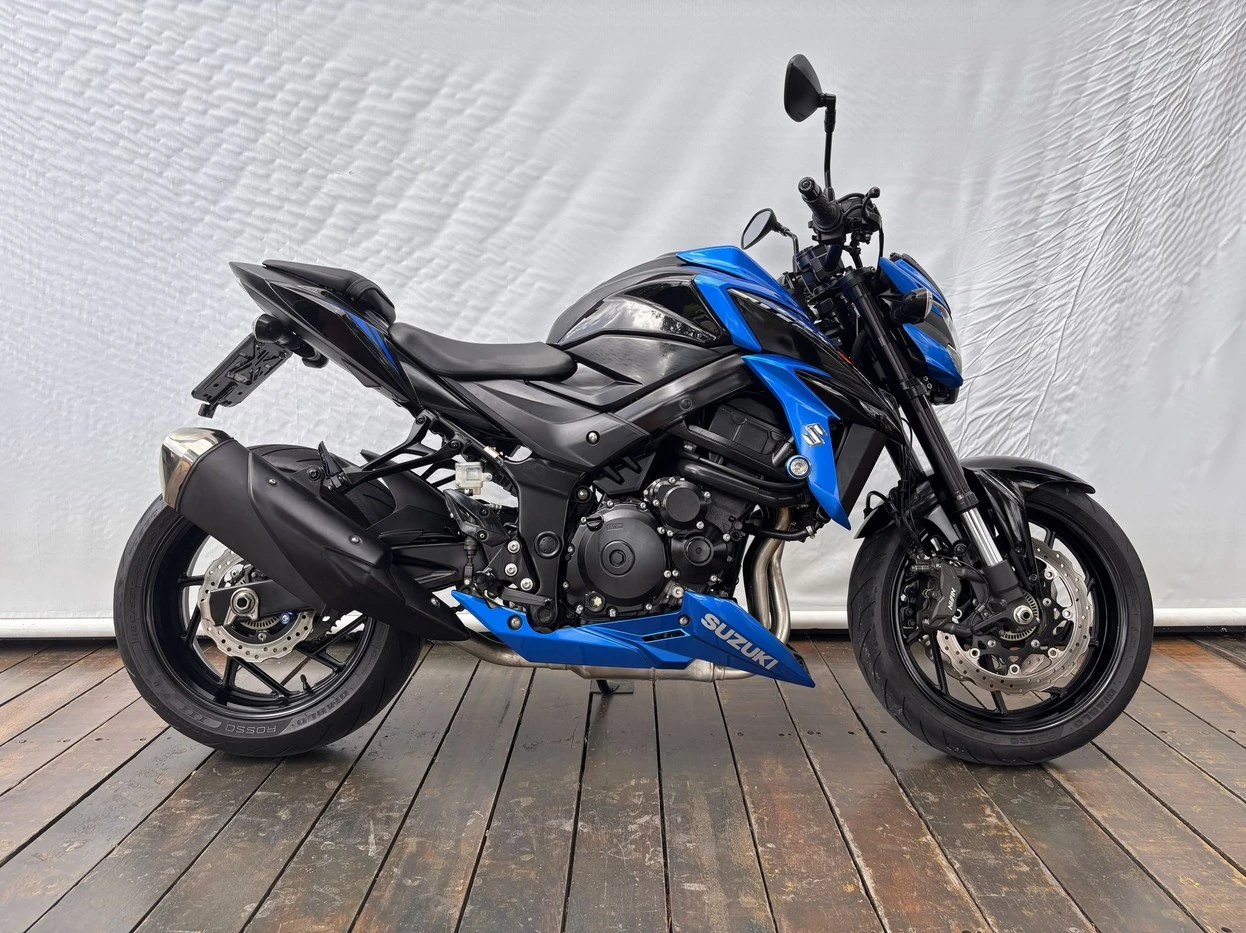 SUZUKI GSX S 750A