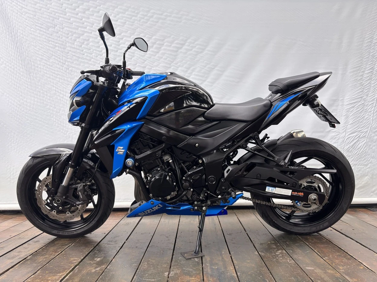 SUZUKI GSX S 750A
